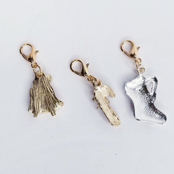 🍁3/$25  Holiday Charms Set of 6 - Picture 4 of 7